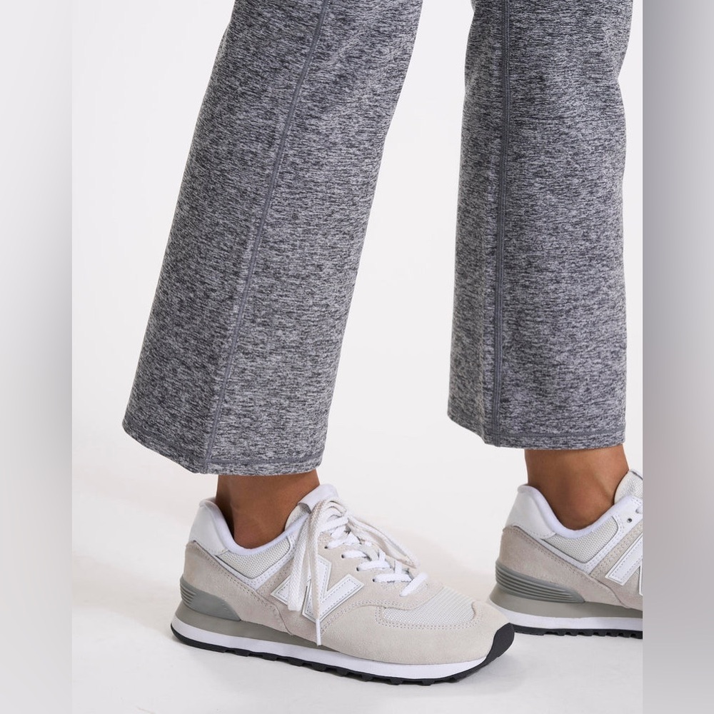 Vuori Mid Rise Elevation Slim Bootcut Pant - Picture 3 of 8